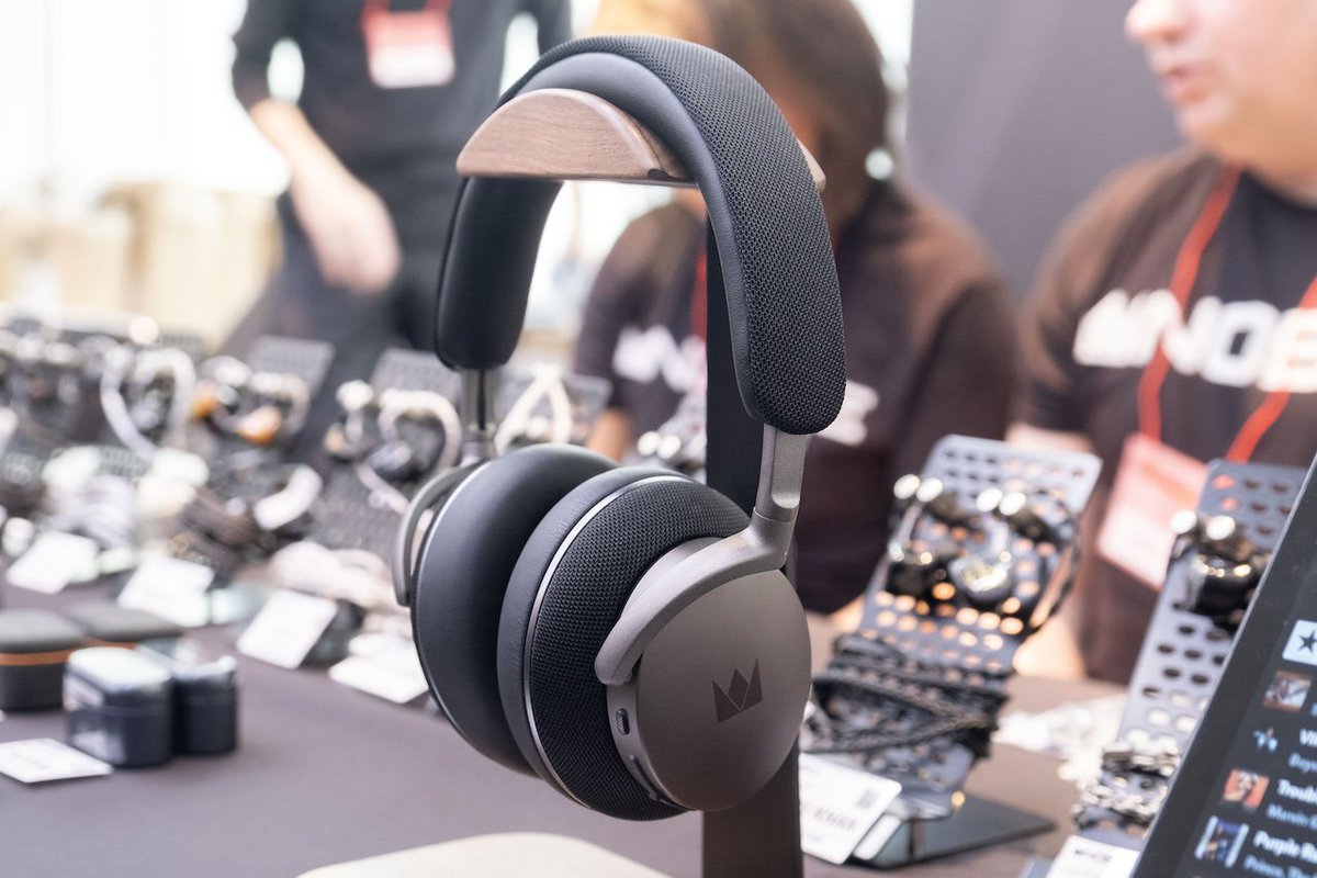 ヘッドフォン祭＞Noble Audio初のヘッドホン「FoKus APOLLO」本邦初