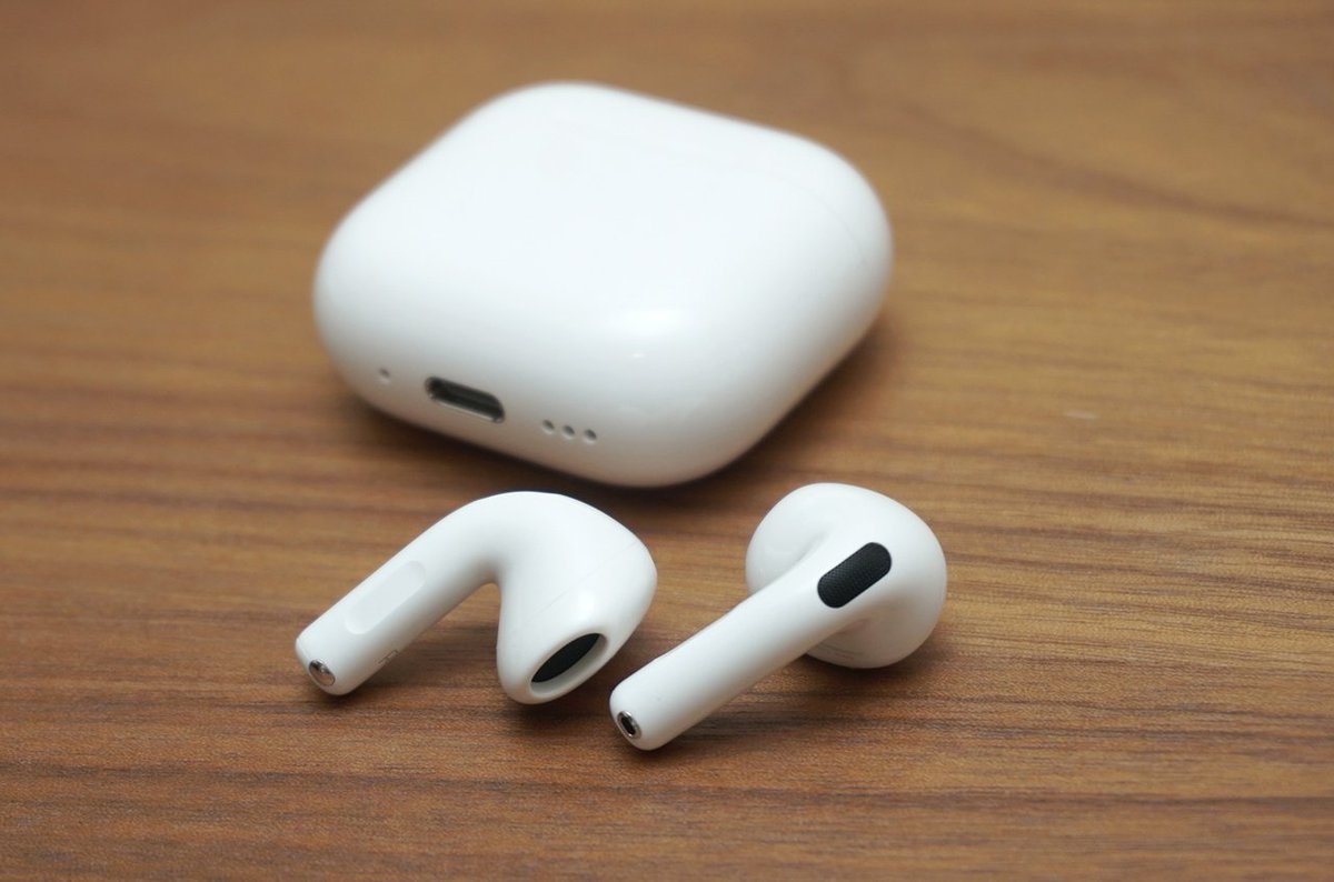アップル「AirPods 4」速攻レビュー！音質やノイキャンはどう進化した