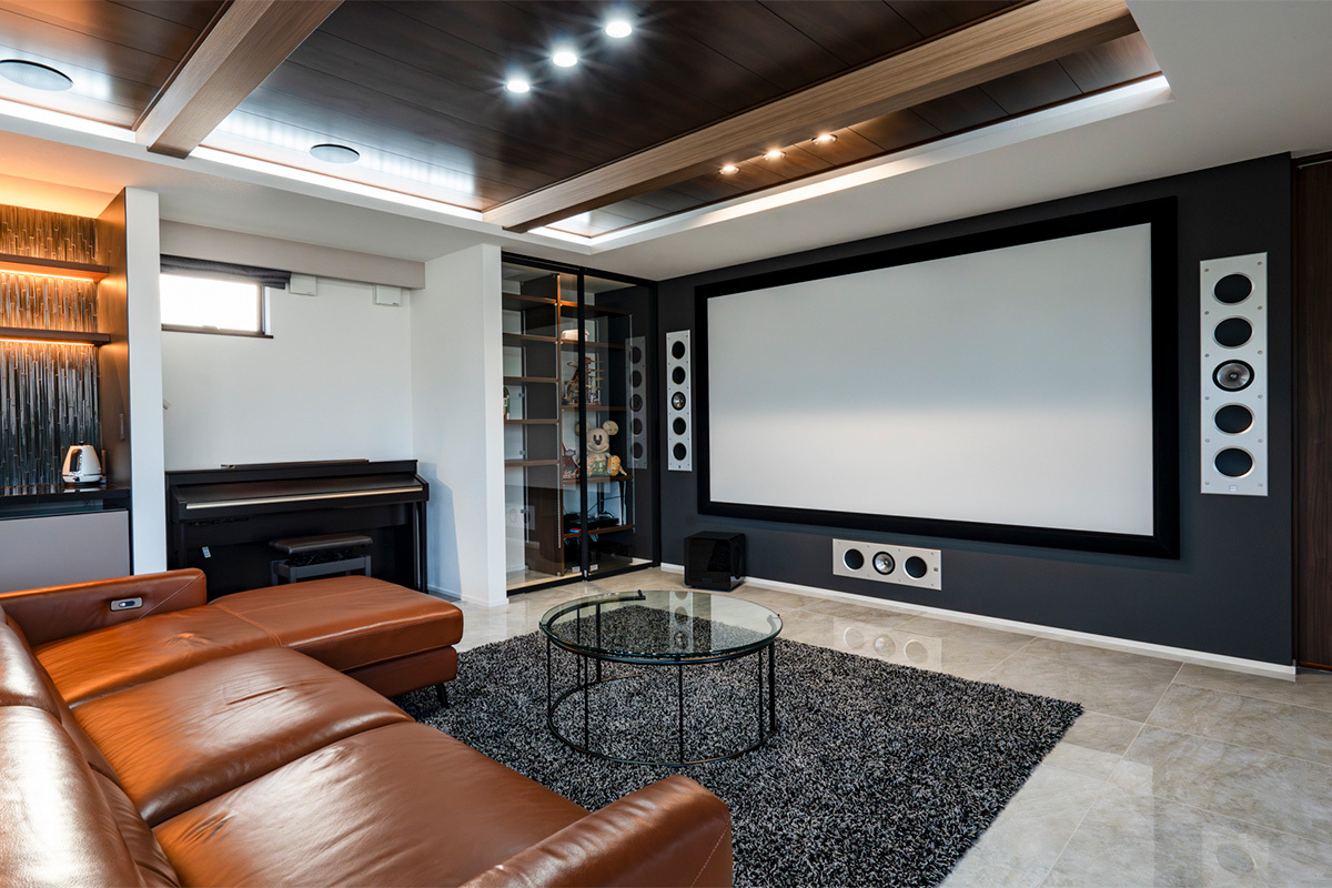 AURAS大阪、家に居ながらにして4DX!? ホームシアターの新しい遊び方を