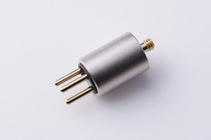 KOJO TECHNOLOGY、プラグ型仮想アース「Crystal Epシリーズ」にXLR