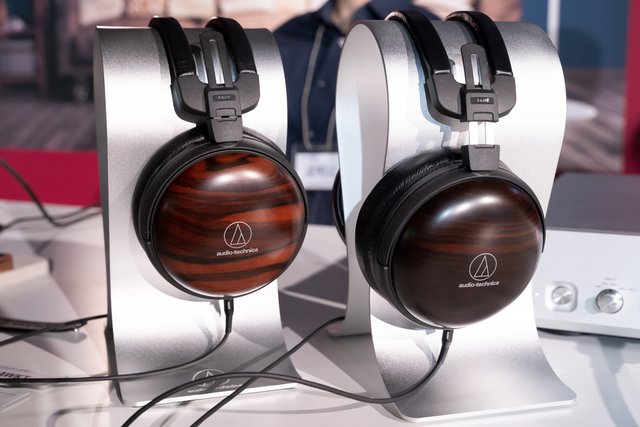 画像4 - オーディオテクニカ、黒檀／アサダ桜ハウジング採用ヘッドホン