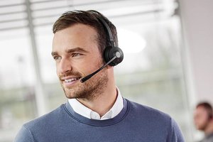 Jabra、ビジネス向けヘッドセット「Engage 55」。最大150mのワイヤレス