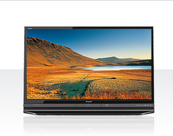 シャープ、USB-HDDへの裏番組録画などに対応した「AQUOS W30ライン