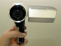 三洋、“Xacti”初のフルHDモデル「DMX-HD1000」－ 世界最小、HDDに動画