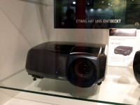IFA2008：三菱電機＞液晶プロジェクター最上位機「LVP-HC7000」を公開