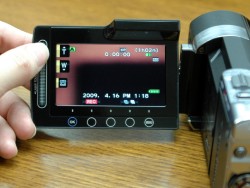 ビクター、新コンセプトのビデオカメラ“Everio X”「GZ-X900」を発売