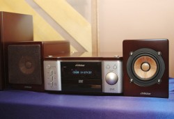 ビクター、ウッドコーンシステムのスタンダード機「EX-AR5」「EX-AR7