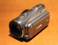 キヤノン、充実のクリエイティブ機能を搭載した“iVIS”「HF M43/M41」を