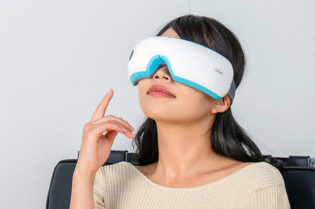 breoの電動ホットアイマスク「iSee」で目元スッキリ！テレワーク疲れも