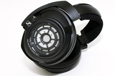 3名の評論家が聴いた！ ゼンハイザー密閉型最上位「HD 820」ファースト