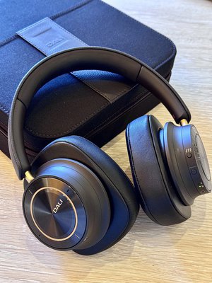 DALIのハイエンド・ワイヤレスヘッドホン「IO-12」を先行レビュー