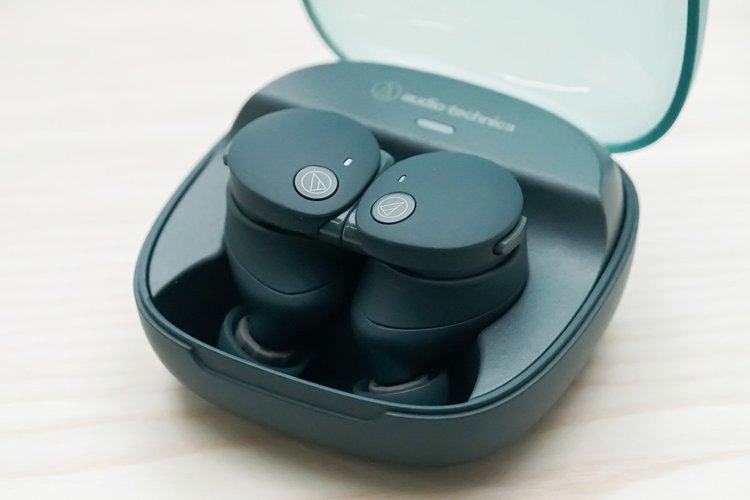 重低音イヤホンの枠を超えた、新たなサウンドの境地。オーディオ