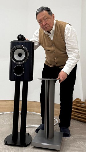 TAOCのB&W「805 D4」用スピーカースタンドの音質を体験。純正スタンド