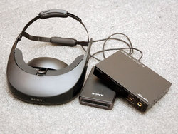 レビュー】ソニーの最新ヘッドマウント「HMZ-T3」を前モデルと比較