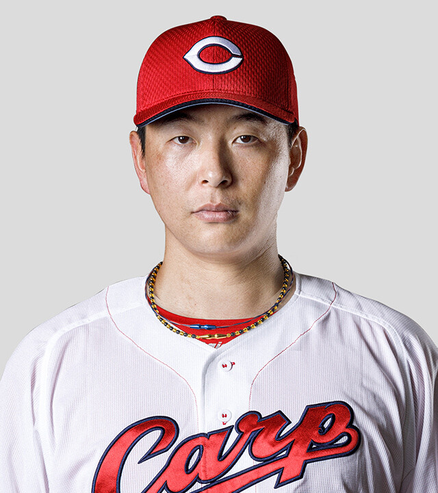 広島東洋カープ 大瀬良大地投手 新人王記念フォトプラーク 直筆サイン