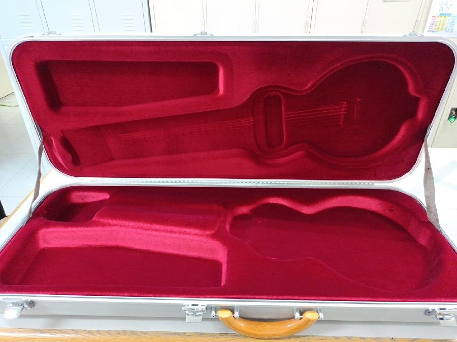 GIBSON USA ギブソン レスポール用アルミギターケース 入荷！｜2022年