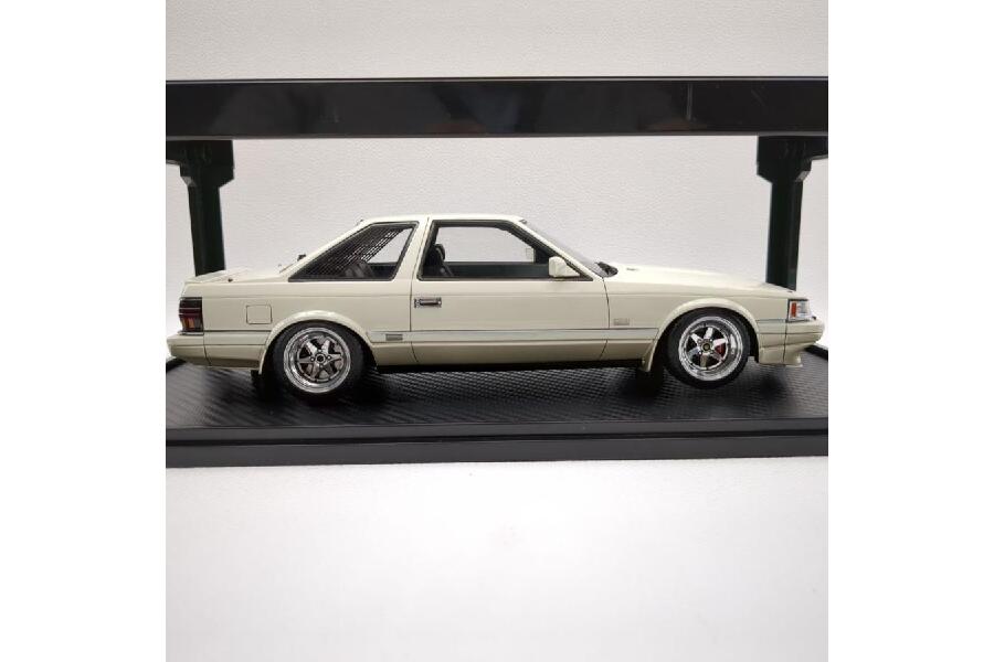 ignition model 0370 TOYOTA SOARER 3.0 GT Limited GZ10 ホワイト