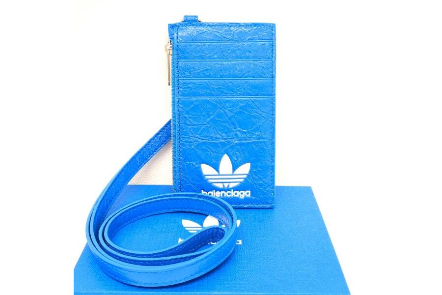 美品 バレンシアガ アディダスコラボ フラグメントケース カード