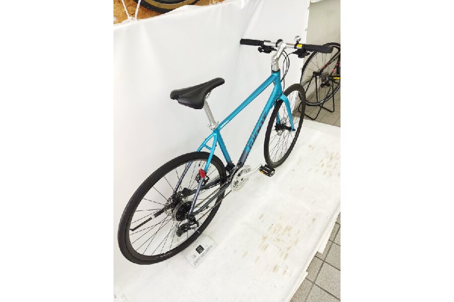 通勤通学に最適です！GIANT ESCAPE R DISC クロス