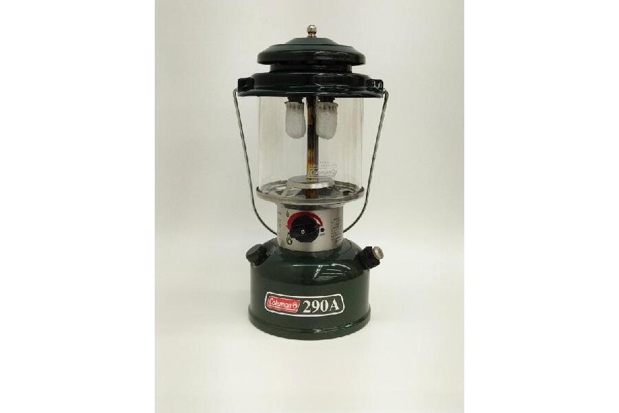 Coleman 290A 2019/08製 ケース付 ガソリンランタン 2マントル