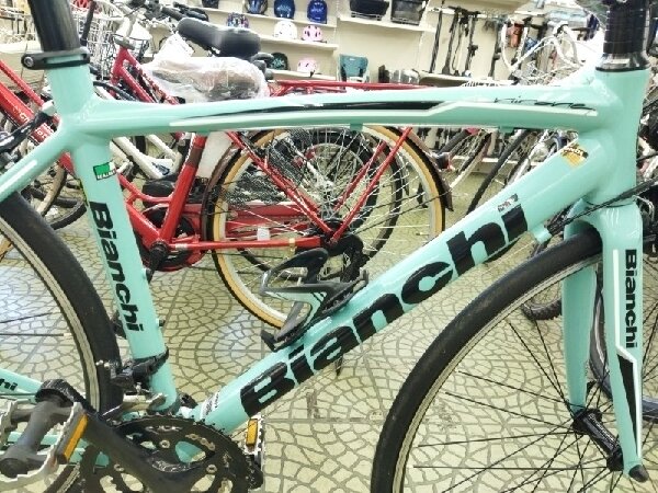チェレステカラーが眩しい！ Bianchi VIA NIRONE7 SORA のご紹介です