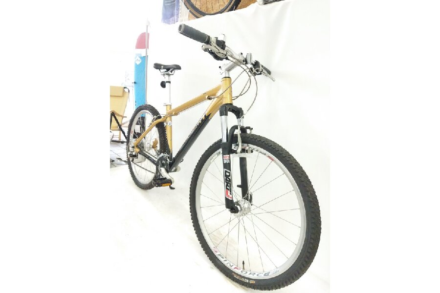 名車に乗って楽しもう！GIANT XTC840 マウンテンバイク のご紹介です