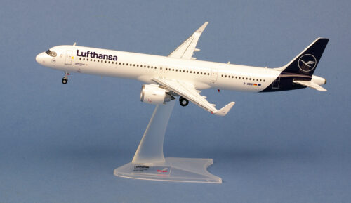 Lufthansa Airbus A340-600 D-AIHF 