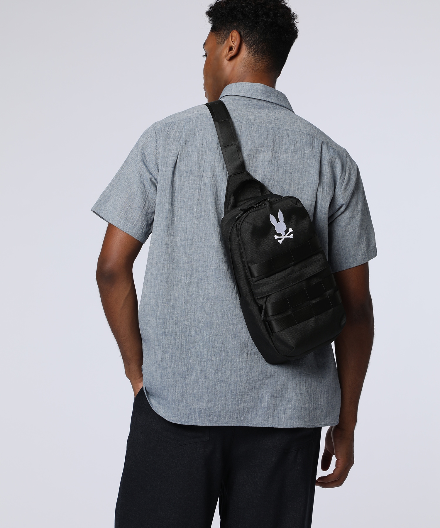 CORDURA fabricスリングバッグ｜Psycho Bunny｜サイコバニー 公式
