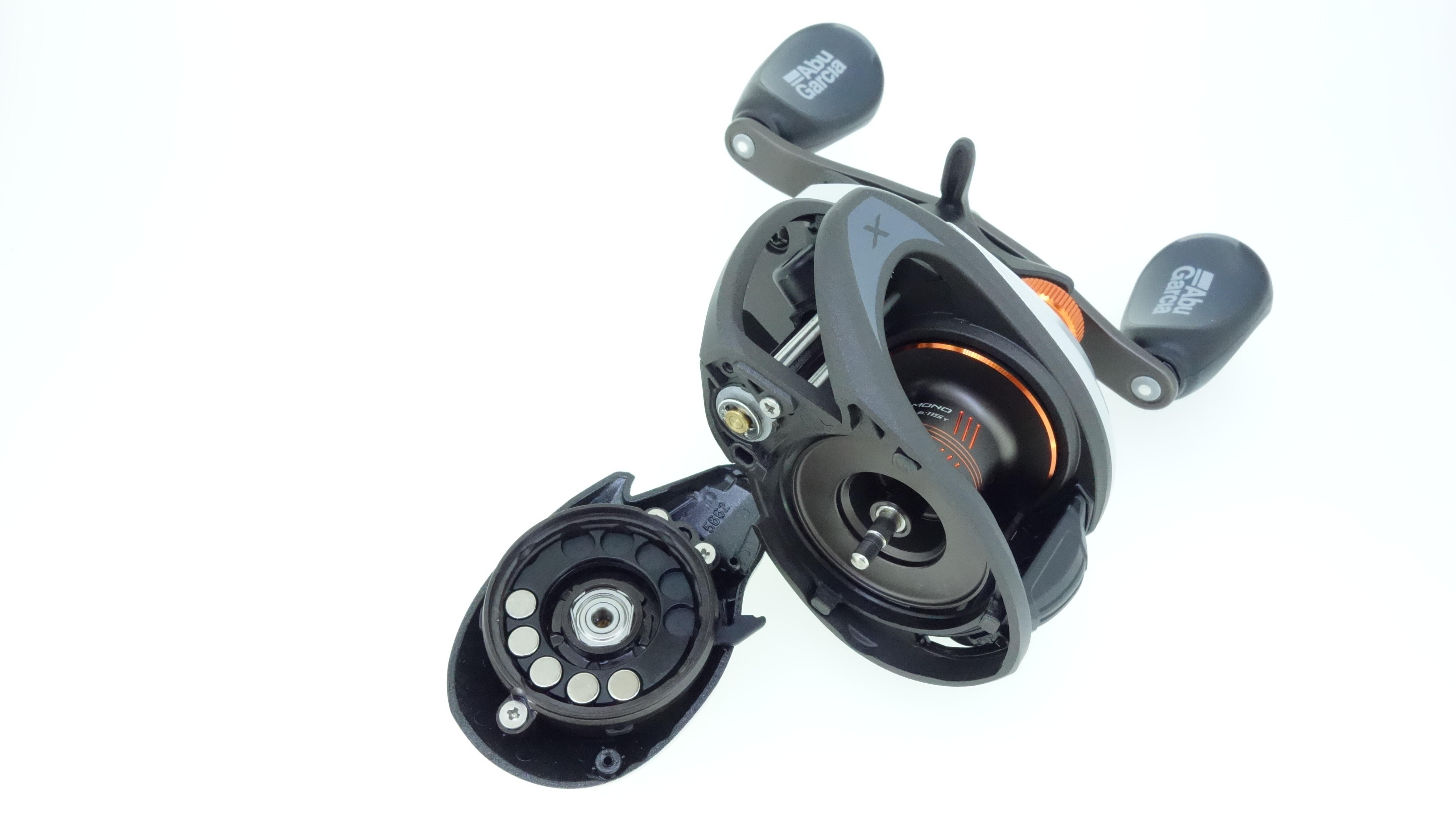 REVO5 X (レボ5 X)｜AbuGarcia｜釣具の総合メーカー ピュア