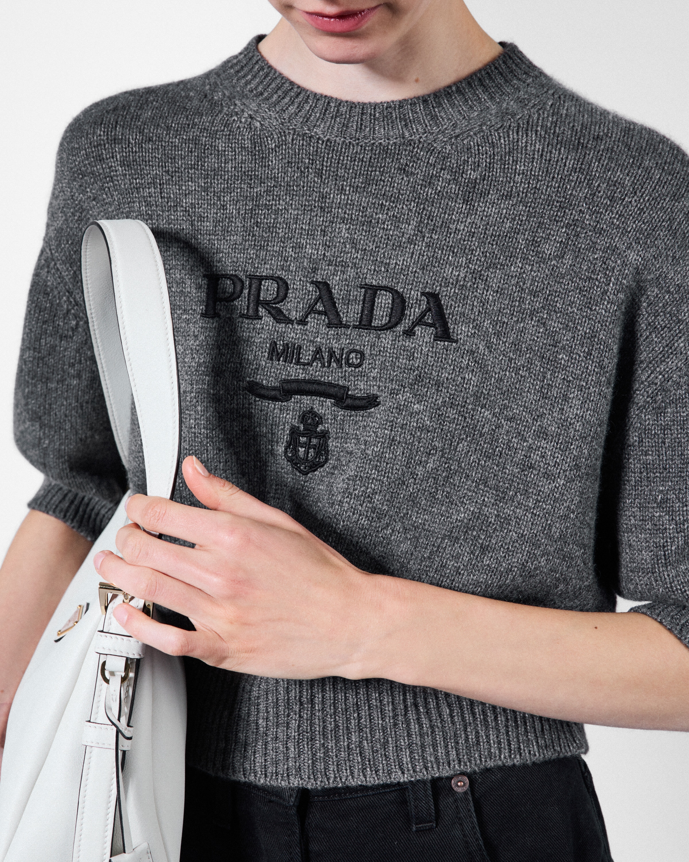 スレートグレー ウールXカシミヤ クルーネック セーター | PRADA