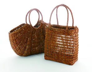 青森県の伝統工芸品（あけび蔓細工） - 青森県庁ホームページ