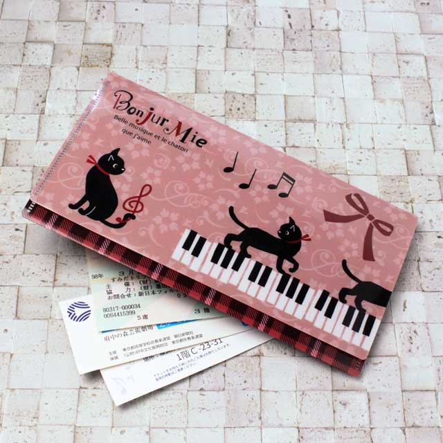 チケットホルダー Lサイズ 《Mie ＆ ピアノ鍵盤》 310262 音楽雑貨