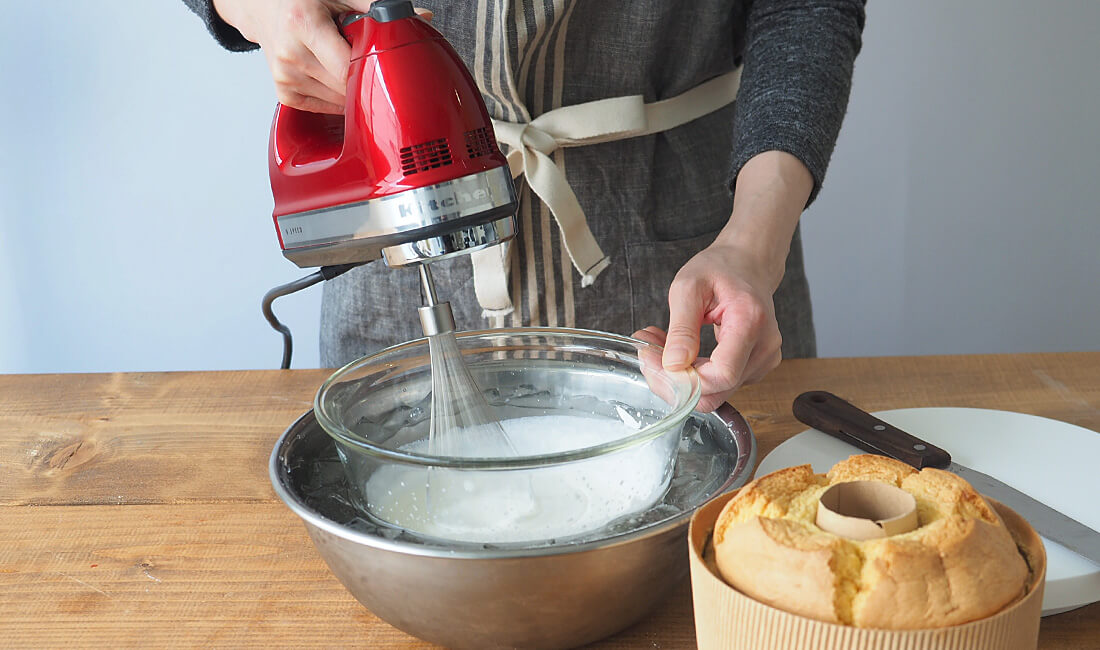 キッチンエイド 9段階変速ハンドミキサー(キャンディアップル