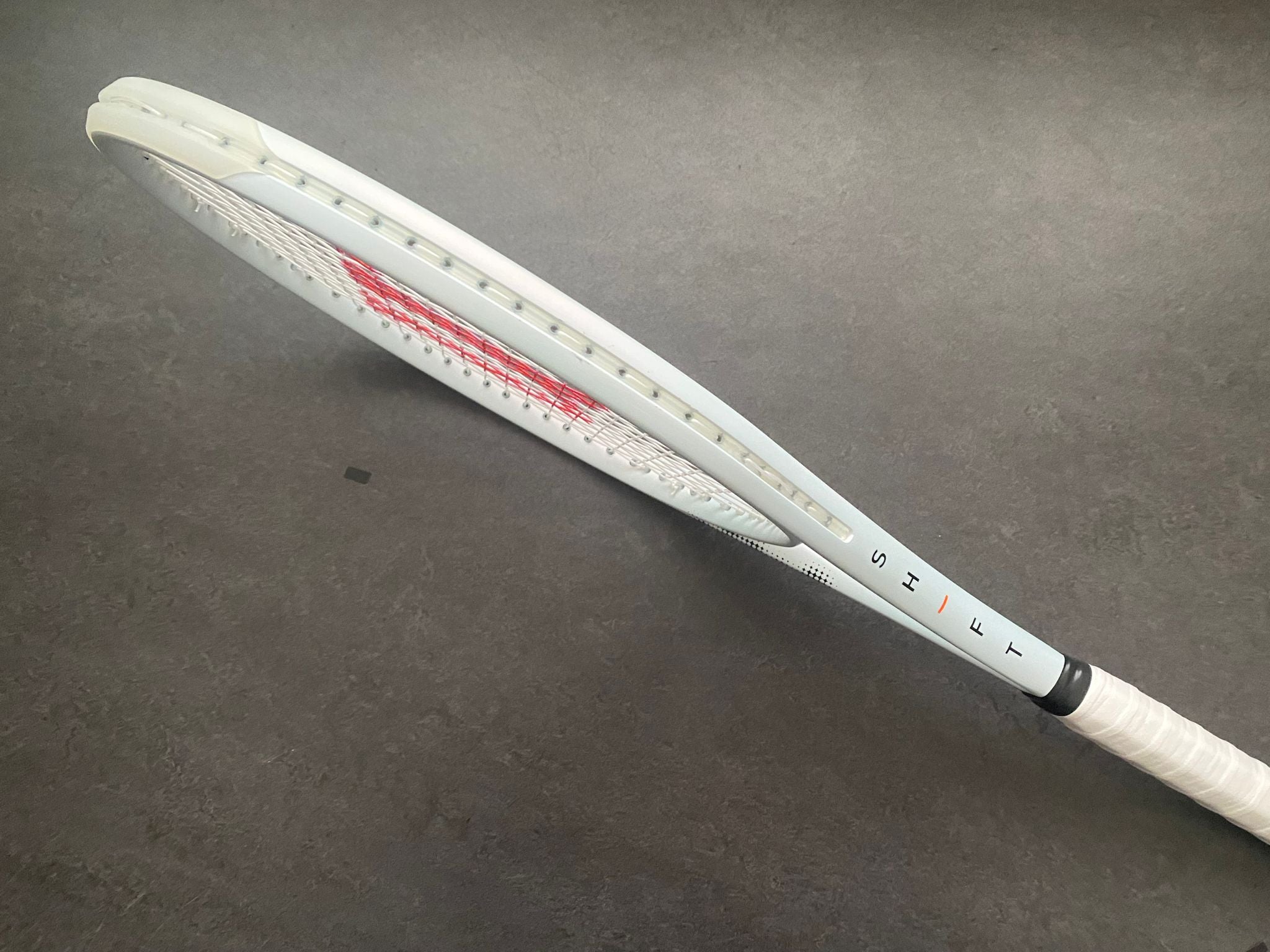 Wilson Pro Stock Shift 99 (18X20) – ProStockTennis