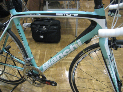 Bianchi(ビアンキ)最新2011年モデル情報-ロードバイク編 | はんなりと