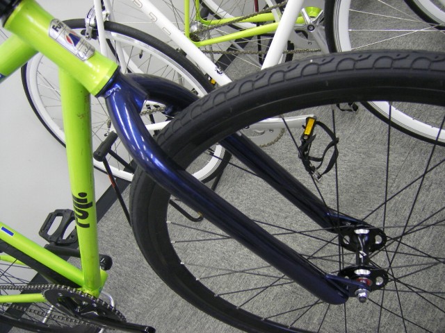 FUJIが満を持して放つトリック系ピストバイク「VENOM（ヴェノム