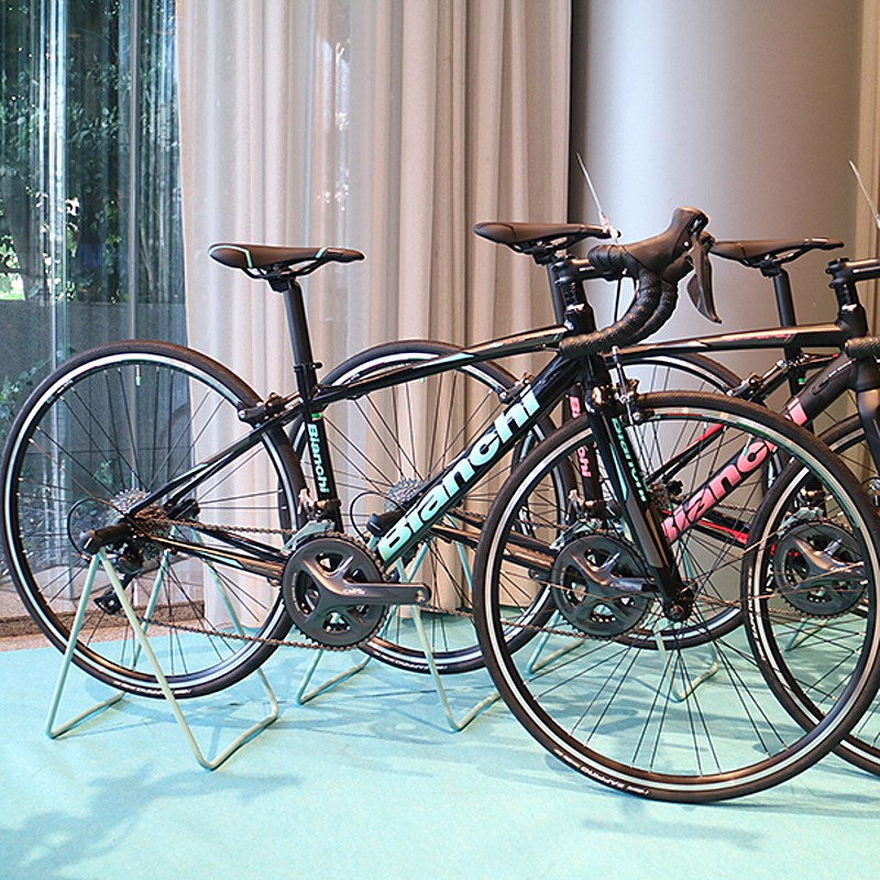 サイクリングにおすすめ！】Bianchi(ビアンキ) 2019年モデル VIA