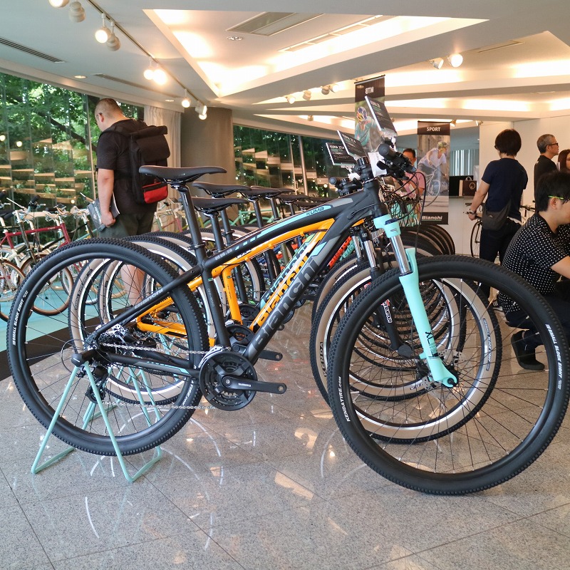 通勤・通学におすすめ】Bianchi（ビアンキ） 2018年モデル KUMA29