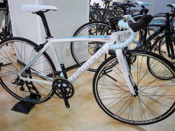 純正パーツプレゼント！】Bianchi（ビアンキ） 2016年モデル DAMA