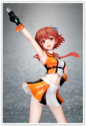 ULTRAMAN 佐山レナ 科特隊風アイドルルック│キューズQ 2D & 3D