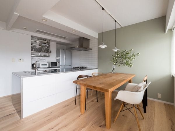 薄型レンジフード 側面壁付け型 W900 ホワイト レギュラータイプ | KB