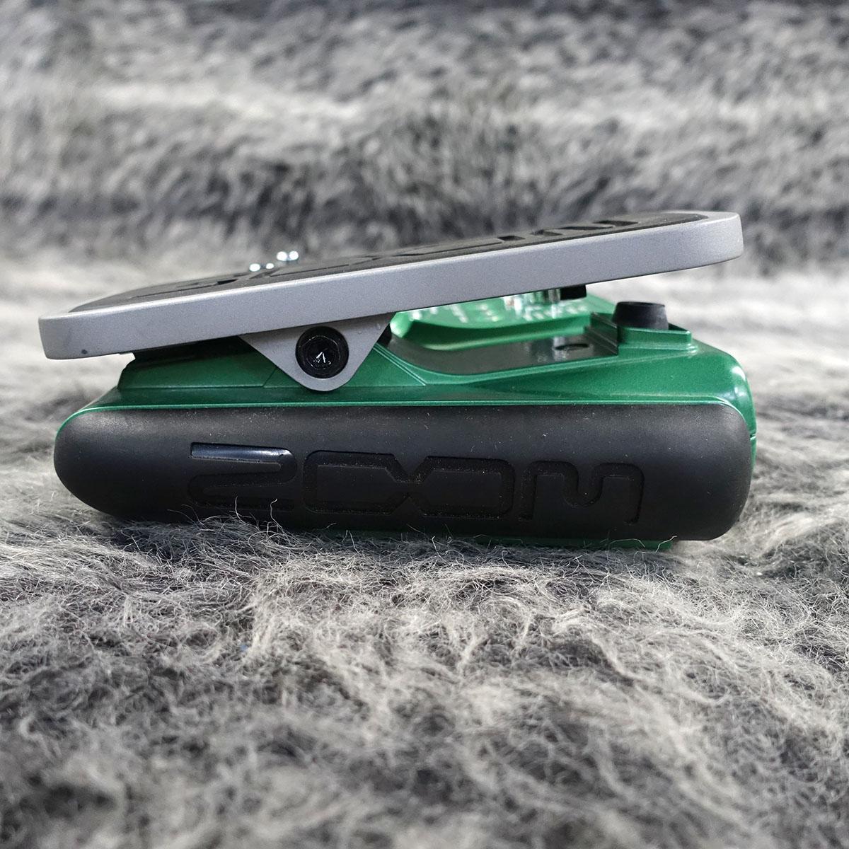 ZOOM A2.1u アコースティックギター用マルチエフェクター ZOOM A2.1u <ズーム>｜平野楽器 ロッキン オンラインストア