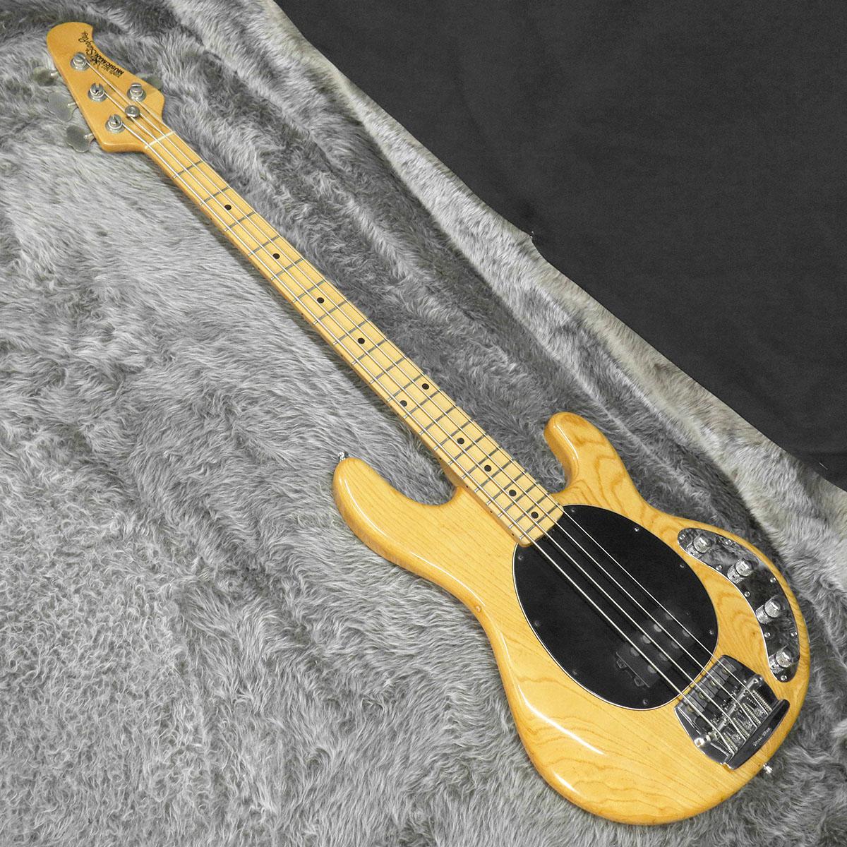 Music Man StingRay ベース　ミュージックマン　スティングレイ 楽天市場】MUSICMAN（ミュージックマン）StingRay Special Raspberry