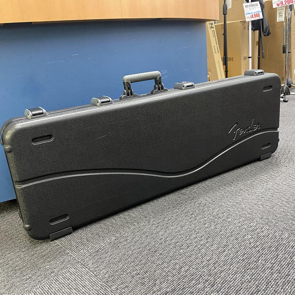 Fender Deluxe Molded Bass Case｜平野楽器 ロッキン オンラインストア