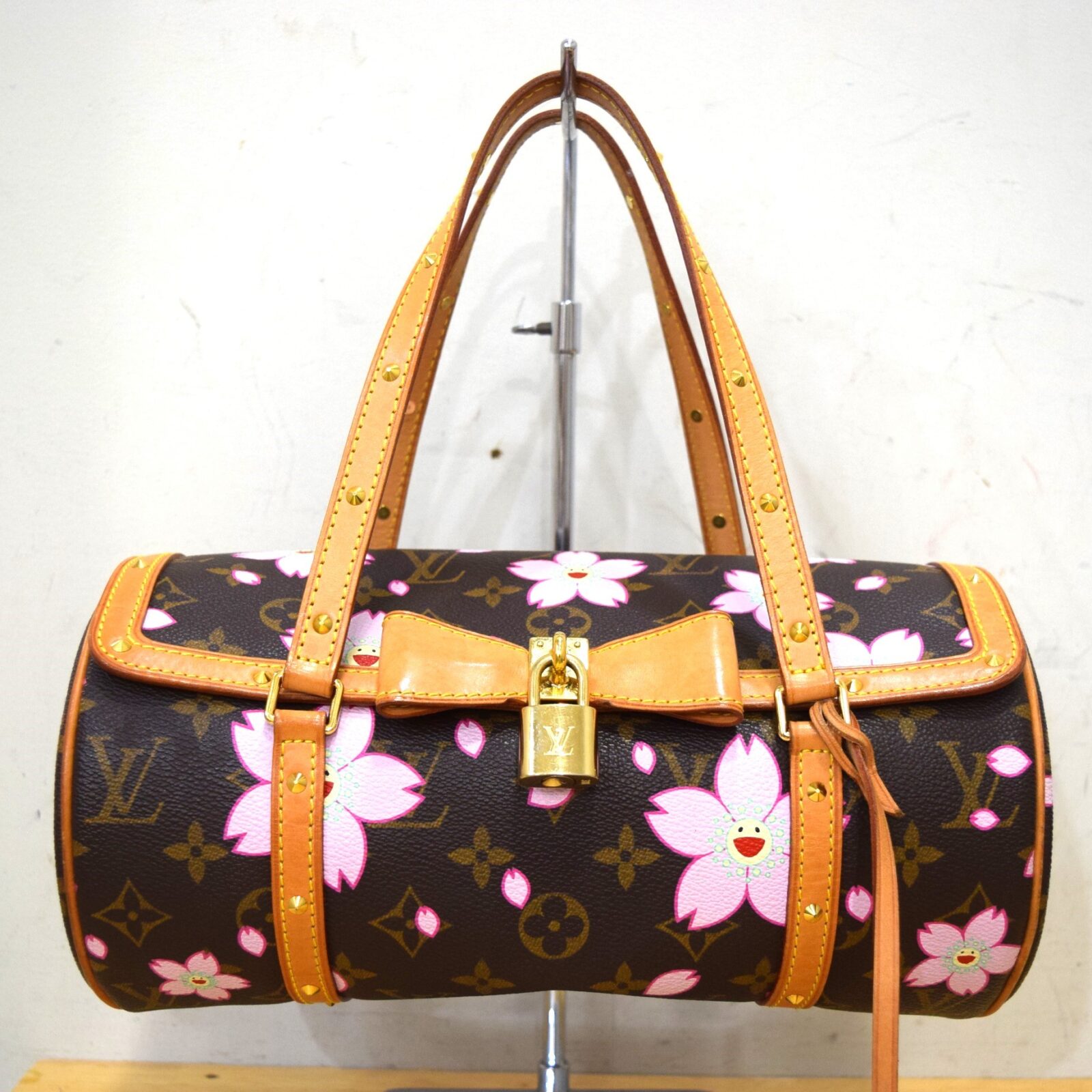 ルイ・ヴィトン モノグラム チェリーブロッサム M92009 」 高価買取