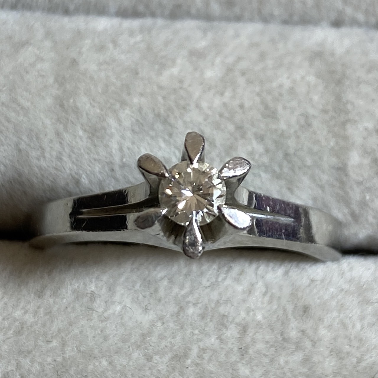 貴金属】PT900 D0.2ct リング 指輪 プラチナ 買取価格をご紹介します