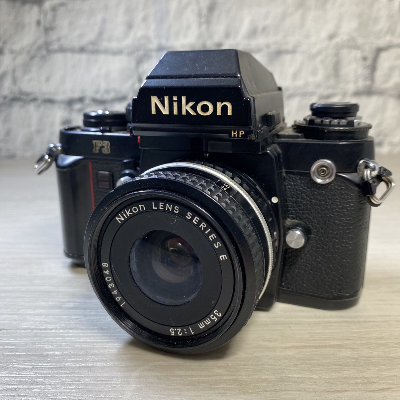 Nikon】ニコン F3 ボディ+レンズ 1:2.5 f=35mm 一眼レフ カメラ の買取