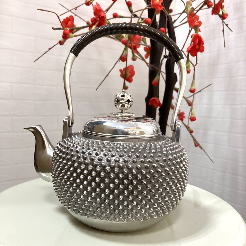 銀瓶 霰 純銀 シルバー 重量:約 1366.6g 保管品 水漏れ無し】お売り