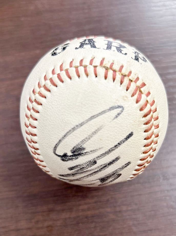 広島カープ 球団公認球 CARPロゴ 8番 山本浩二 氏 直筆サインボール