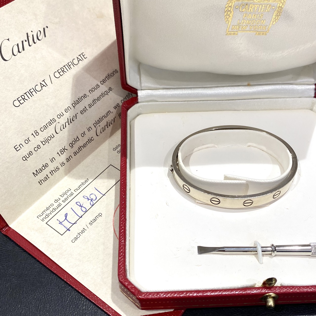 Caltier カルティエ LOVEブレスレット 箱 ギャラ付きをお買い取り